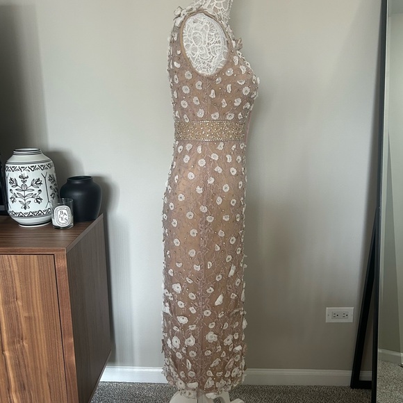 NWT - MAC DUGGAL Beaded Floral Appliqué Midi Sheath Dress in Ivory Nude - Picture 9 of 16